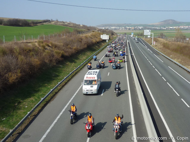Manif moto 24 mars Clermont-Ferrand : 2500 escargots (...)