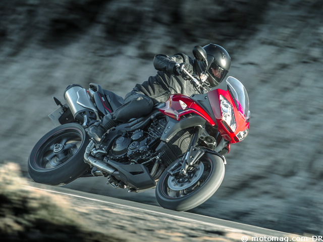 Nouveauté Moto 2013 : Triumph met un coup de frais sur (...)