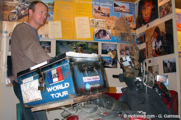 Mondial de Paris 2007 : tour du monde en scooter