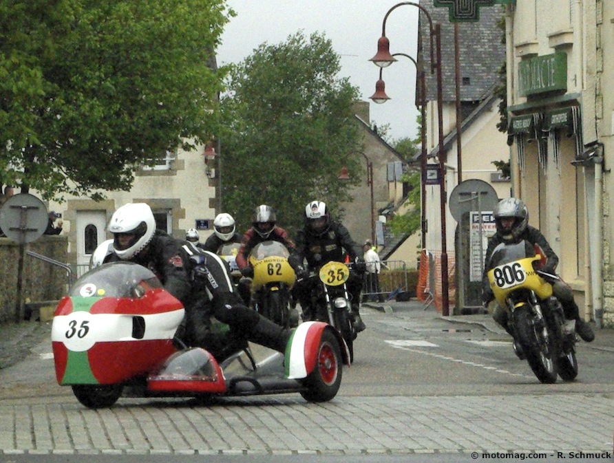 Bains-sur-Oust : les motos anciennes déboulent dans le (...)