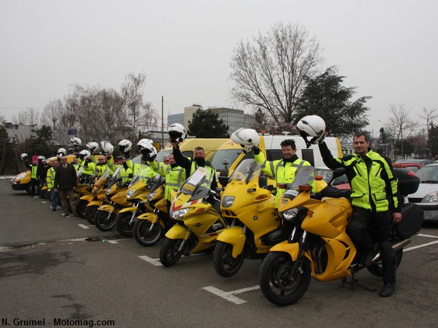 Métiers de la moto : pétition des guides de convoi (...)