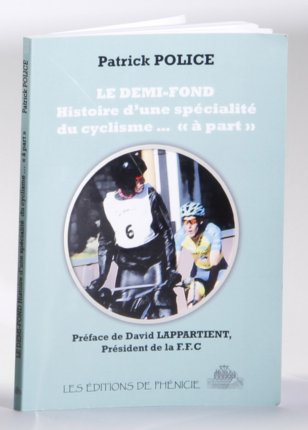 Un livre et une expo sur les motos des entraîneurs en (...)