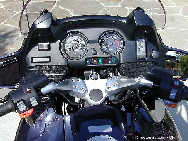 http://www.motomag.com/IMG/jpg/0-BMW-R1150RT-compteur.jpg