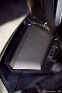 Essai Yamaha FJR 1300 A : pratique vide-poches