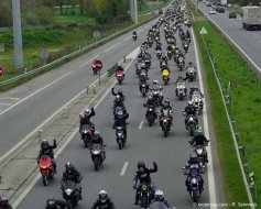 Manif FFMC 35 : 1500 motards réunis contre le contrôle (...)
