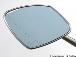 Rétroviseur Rizoma 4D : Miroir, mon beau miroir…