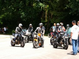 Sécurité à moto : "Calmos", la montagne