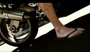 Vidéo : "la moto, c'est comme le sexe" (...)