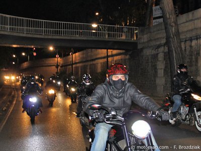Les motards (re)prennent la Bastille : manif nocturne