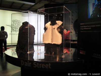 Conso Milan 2010 : l’airbag sans fil de Dainese