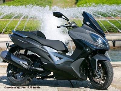 Kymco Xciting 400i : une bulle très basse