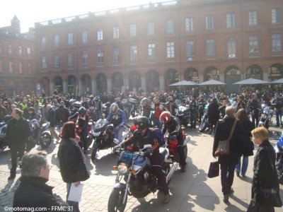 Manif 13 mars Toulouse : la place du Capitole blindé