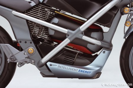 Suzuki Crosscage : réservoir