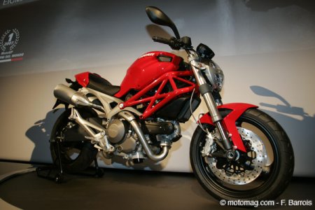 Ducati 696 Monster 2008 : look