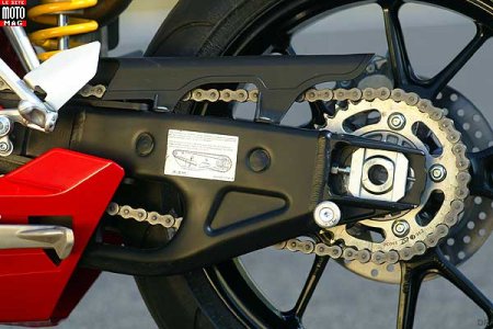 Ducati 999 Superbike (B) : chaîne