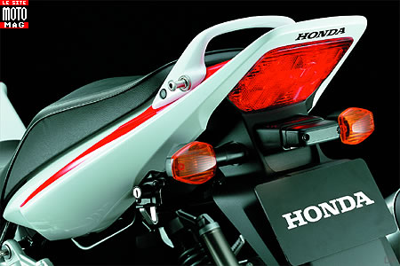 Honda 1300 CBF : poignée bienvenue