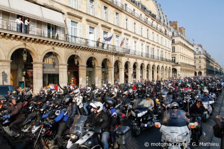 Manif 25 mars Paris : 15.000 motards dans la rue