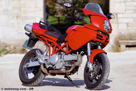 Ducati 620 Multistrada : esthétique racée