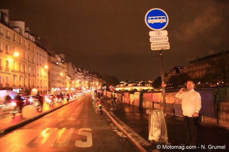 2e Nuit 2-roues à Paris : sur les quais