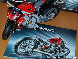 Idée cadeau : Moto Lego Technic 8051, ludique et ()