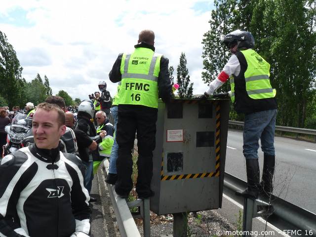 Manifestation à Angoulême : 1000 motards en colère