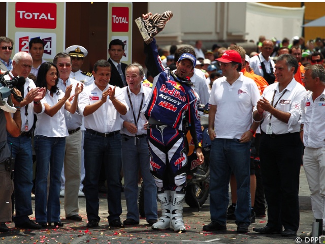 Dakar 2012 : Cyril Despres sacré vainqueur