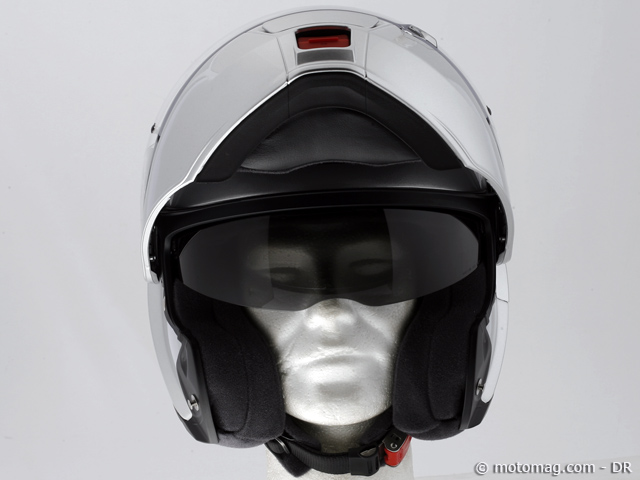 Casque moto modulable : premier essai du Shoei (...)