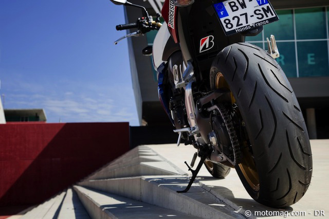 Premier contact Bridgestone S20 : un pneu sport (...)