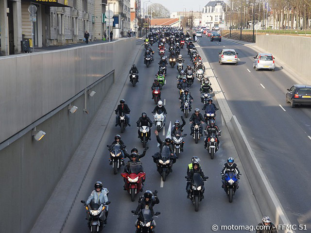Manif moto 24 mars Reims : 2000 motards se font (...)