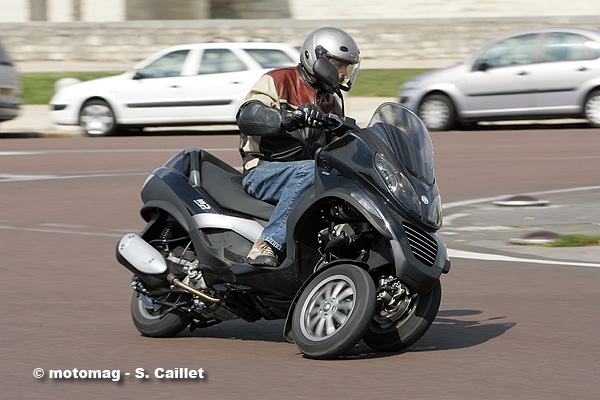 Piaggio 125 MP3 - essai et mesures du scooter du (...)