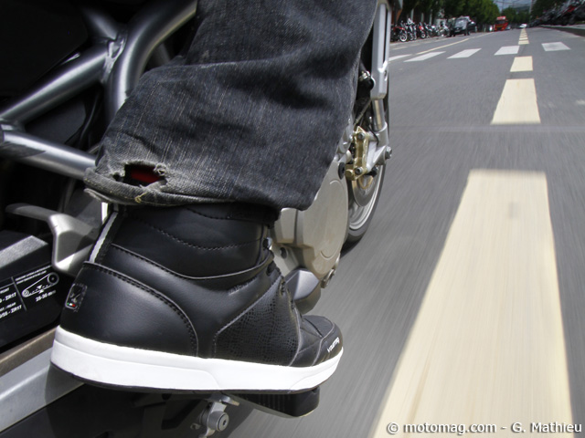 Chaussures moto : Moto Mag met 12 paires de baskets (...)