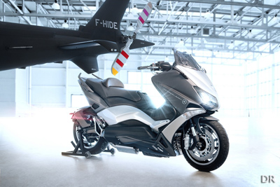 Vidéo : scooter T-Max 530 turbo par Lazareth