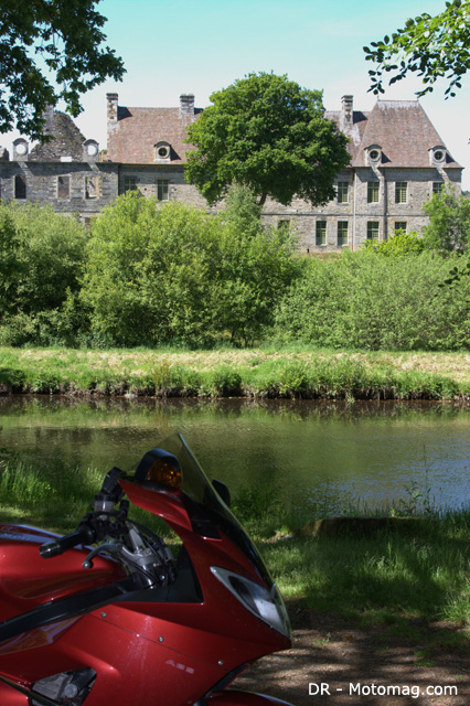 Tourisme : itinéraire pour les motards en Bretagne (...)