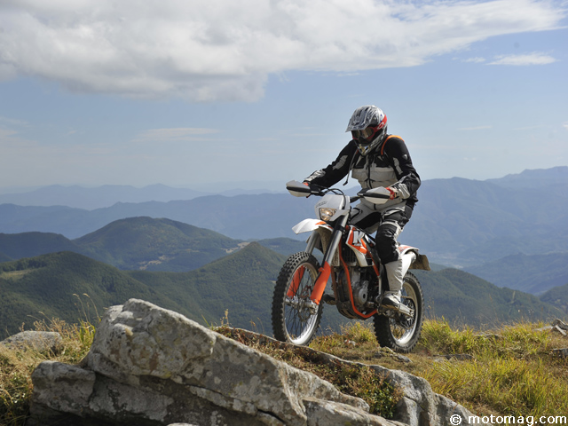 KTM Freeride 250 R : en 2-temps 3 mouvements