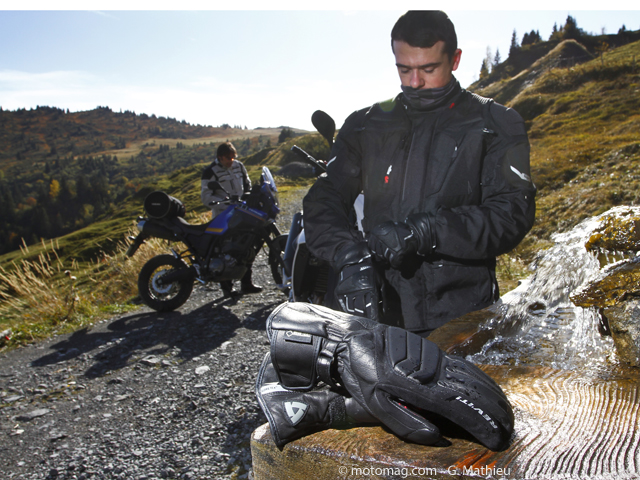 Équipement : 10 gants moto hiver testés par -24°C