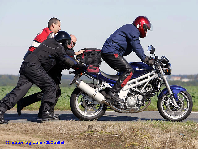 Panne moto : premiers réflexes, la sécurité !