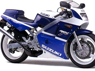 Suzuki 250 RGV (1988-98) : une sportive de course