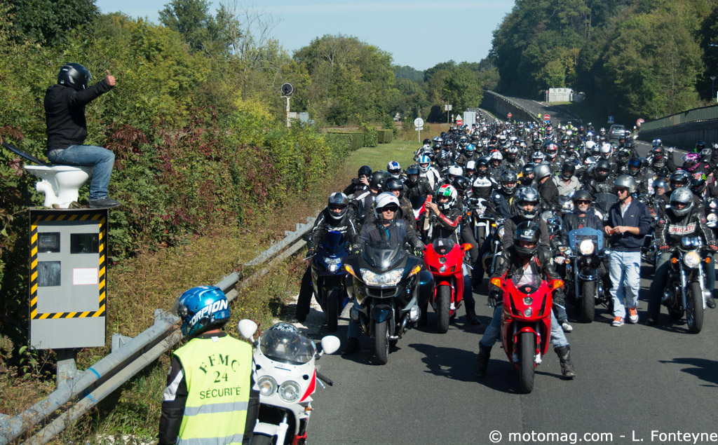 Dordogne : les Motards en colère manifestent contre les (...)