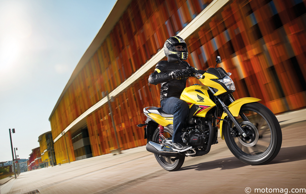 Nouveauté 2015 : Honda CB 125 F, moins de 2 l/100 km (...)