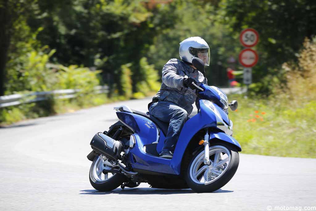 Essai Honda SH 300 i : l'outil urbain... idéal (...)
