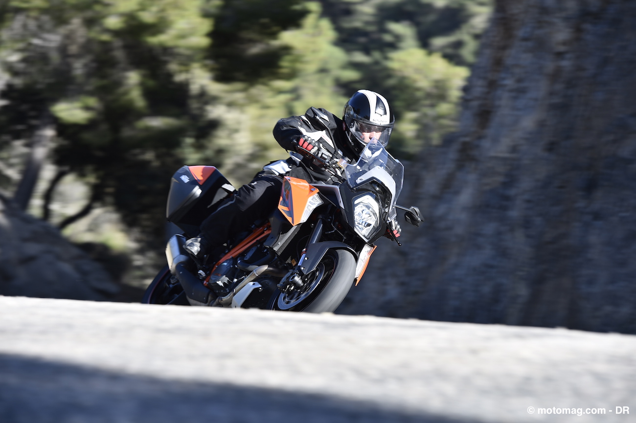 KTM 1290 Super Duke GT : grosses sensations (+vidéo)