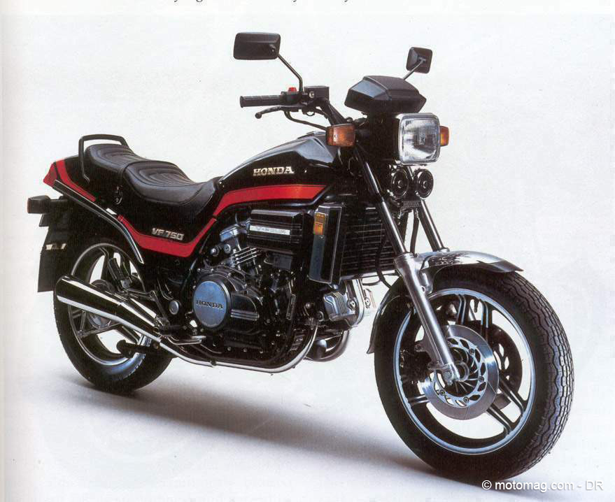 Honda VF 750 S & C (1982 - 1985) : l'avènement (...)