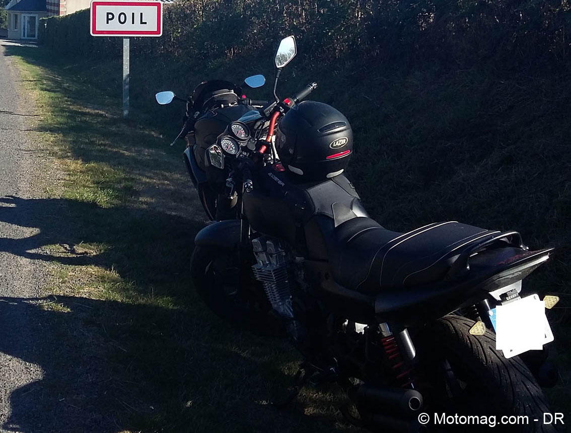 Blog : Zib, motarde voyageuse, se montre à Poil (...)