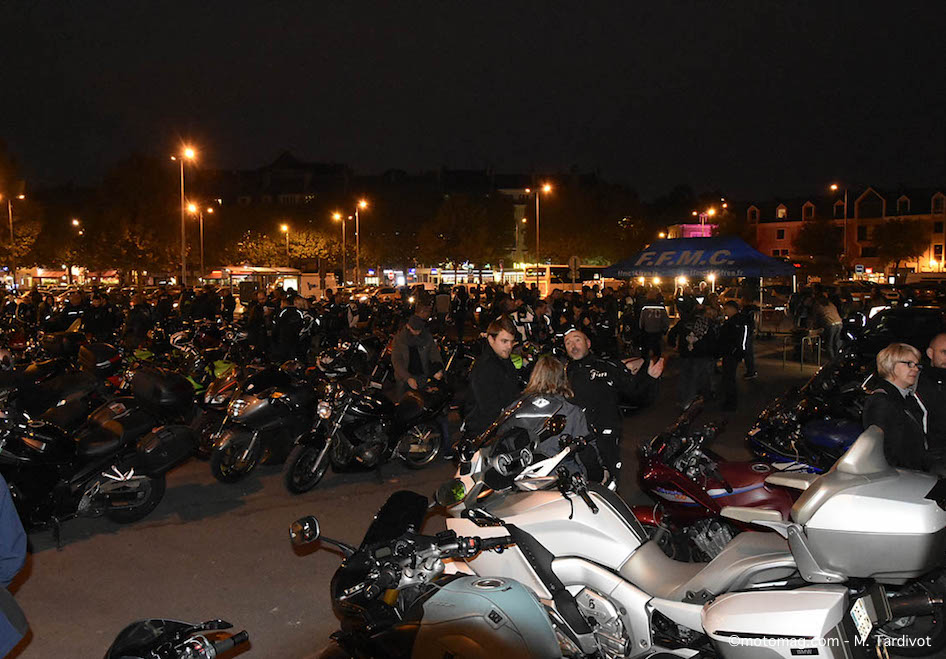 150 motards à la première Nuit 2-roues de la FFMC (...)