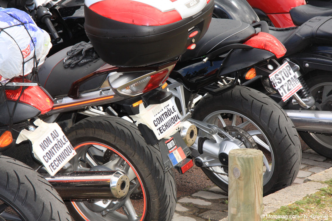 Le contrôle technique moto à la revente reporté