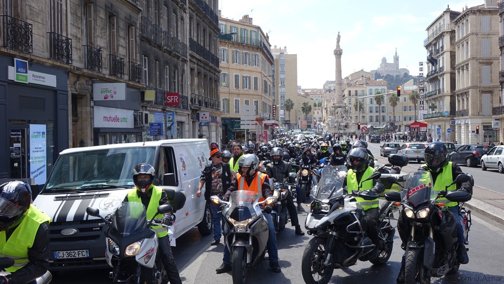 FFMC 13 : 200 motards à Marseille en ont ras le casque (...)