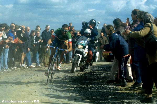 Motard de presse au Paris-Roubaix : l'enfer chez (...)