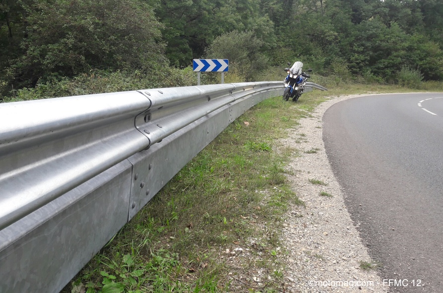 Aveyron : grâce à la FFMC la glissière de sécurité est (...)