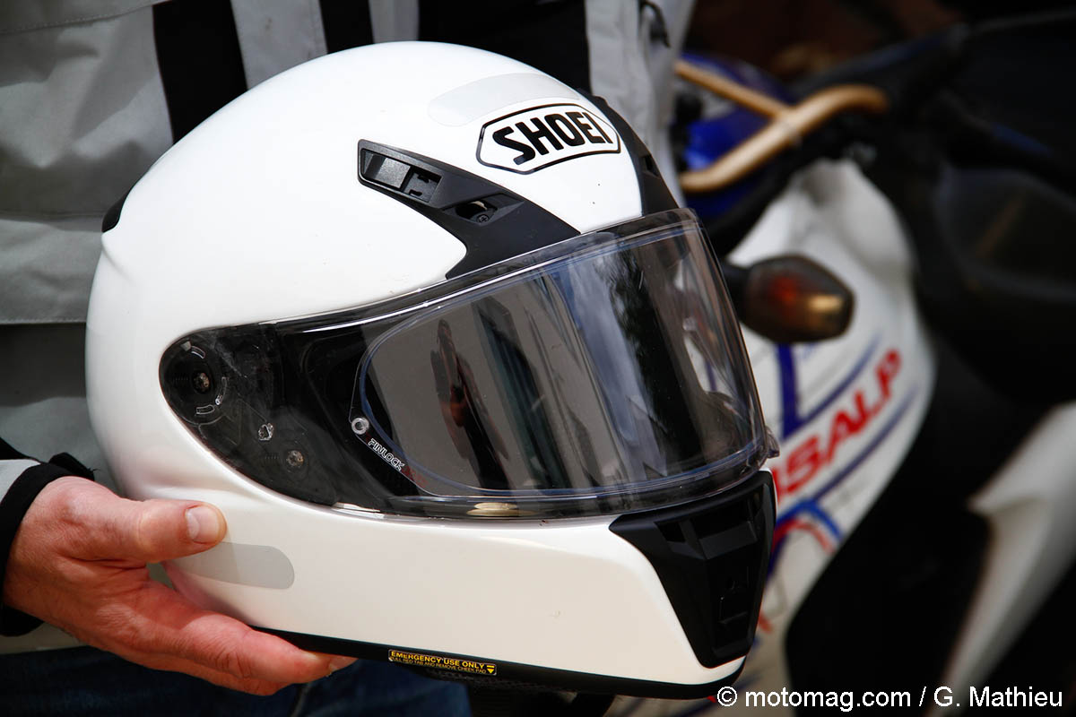 Essai casque intégral Shoei RYD : brillant et sobre à la (...)