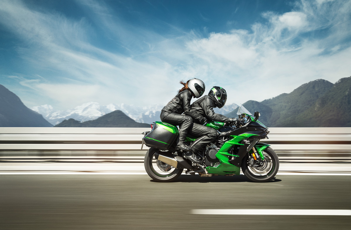 Milan Nouveautés Motos 2018 : Kawasaki Ninja H2 SX (...)